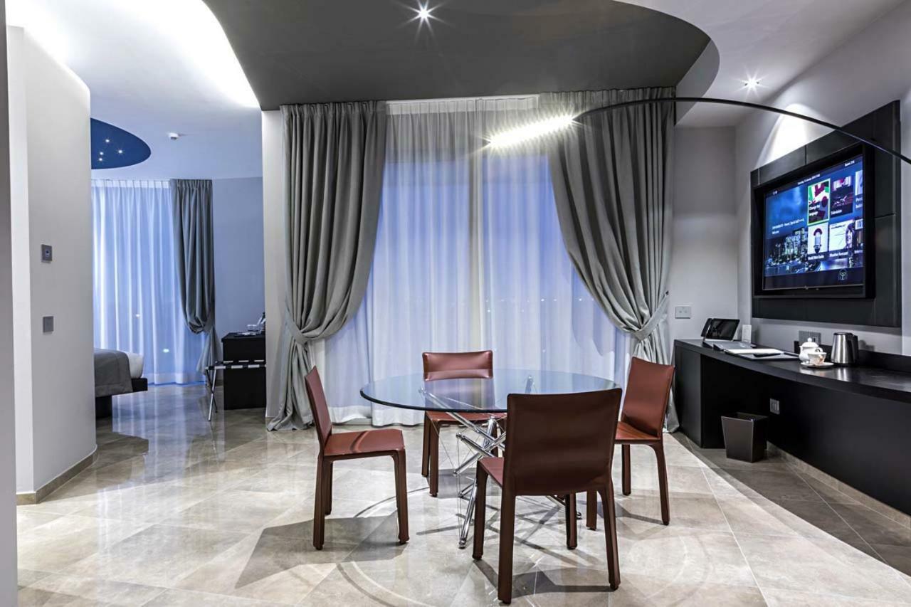Borgo San Barbato Resort Spa & Golf 拉韦洛 外观 照片