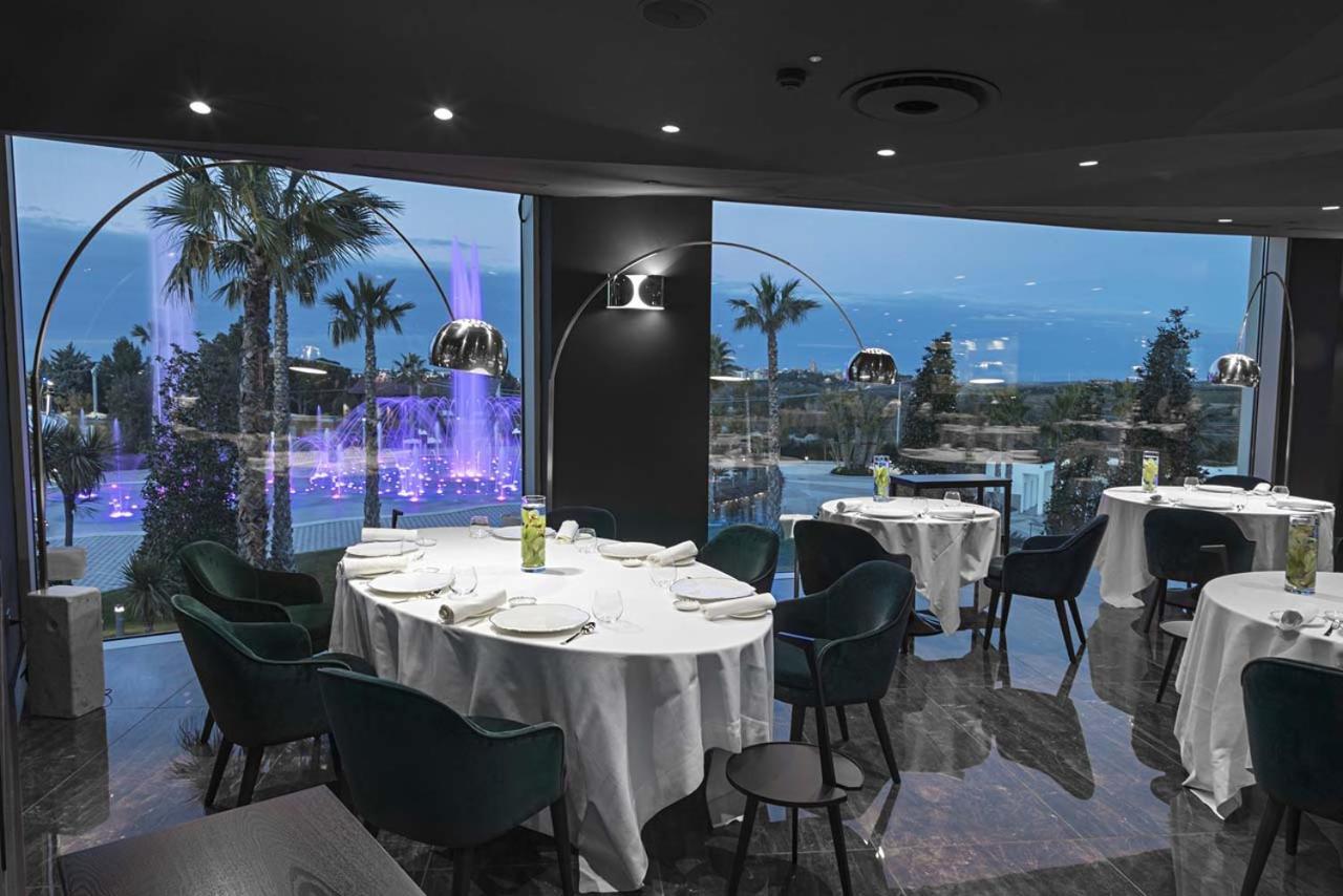 Borgo San Barbato Resort Spa & Golf 拉韦洛 外观 照片